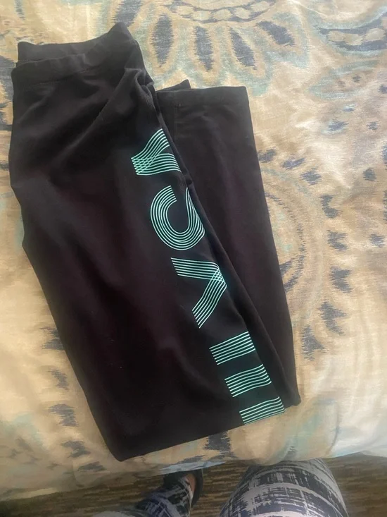 PINK Logo Active Leggings Bundle in Black, Brown, Hot Pink - Picture 4 of 8